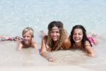 ibiza 29 juli 2012
Fajah Lourens met haar 2 kinderen op vakantie op ibiza.
Peter Smulders bv