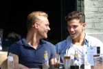 Amsterdam 26 juli 2012
Ferry Doedens met zijn  nieuwe vriend Nuno Azevedo op terras.
Peter Smulders bv