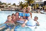 Gran Canaria Las Palmas 9 juli 2012
Frans en Mariska Bauer op zomervakantie met hun zonen Christiaan Frans Jan en Lucas in hotel Villa del Conde.
Peter Smulders bv