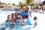 Gran Canaria Las Palmas 9 juli 2012
Frans en Mariska Bauer op zomervakantie met hun zonen Christiaan Frans Jan en Lucas in hotel Villa del Conde.
Peter Smulders bv