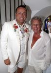 St Tropez 3 augustus 2012
Jan des Bouvrie viert zijn 70e verjaardag thuis bij hem in St Tropez. Gordon met Christine Kronenberg
Peter Smulders bv