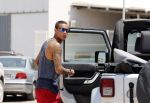 ibiza 11 juli 2012
Gregory v d Wiel met een vriend op vakantie op ibiza. Gregory heeft een stoere Jeep cabrio gehuurd.
Peter Smulders bv