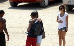 ibiza 11 juli 2012
Gregory v d Wiel met een vriend op vakantie op ibiza. Gregory heeft een stoere Jeep cabrio gehuurd.
Peter Smulders bv