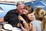 St Tropez 4 augustus 2012
Feestje van Michiel Mol voor zijn 43e verjaardag. Aanwezig oa Harry Mens met zijn dochters Noor Suze Marloes en Sarah. Ook de ouders van Michiel Jan en ... zijn aanwezig . 
Peter Smulders bv