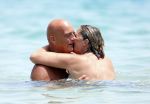 Ibiza 11 juli 2012
Herman den Blijker en zijn vrouw Jacqueline vieren de 4e verjaardag van hun zoon Matz bij coco beach.
Peter Smulders bv