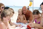 Ibiza 11 juli 2012
Herman den Blijker en zijn vrouw Jacqueline vieren de 4e verjaardag van hun zoon Matz bij coco beach.
Peter Smulders bv