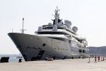 ibiza 11 juli 2012
Het jacht/boot met de naam Katara in de haven van ibiza.
Peter Smulders bv