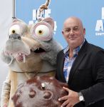 Haarlem 27 juni 2012
Premiere ice age 4 in pathe haarlem. Jack v gelder met kleinkinderen en schoondochter
Peter Smulders bv