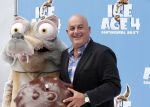 Haarlem 27 juni 2012
Premiere ice age 4 in pathe haarlem. Jack v gelder met kleinkinderen en schoondochter
Peter Smulders bv