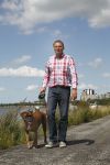 Rotterdam, 3 Augustus 2012
Jan de Hoop samen met zijn partner Coen Lievaart en hond Bob.
Foto Peter Smulders BV