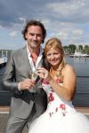 Huizen 7 juli 2012
Trouwen Jeroen Nieuwenhuize en zijn vrouw Kayla bij fletcher hotel in Huizen.
Peter Smulders bv