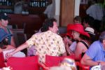 St Tropez 4 augustus 2012
Joan Collins met man en familie op terras in St Tropez.
Peter Smulders bv