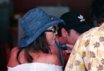 St Tropez 4 augustus 2012
Joan Collins met man en familie op terras in St Tropez.
Peter Smulders bv