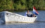 Nigtevecht 25 juli 2012
Jort Kelder en zijn vriendin Lauren Verster aan het varen met sloep/boot op de vecht.
Peter Smulders bv