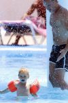 Ibiza 30 juli 2012
Wendy v Dijk met Erland Galjaard Lizzy Sem Mik en haar moeder in het aquapark op ibiza.
Peter Smulders bv