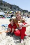 Gran Canaria Las Palmas 9 juli 2012
Marianne Weber zoon en kleinzoon bij de strandtent op Gran Canaria.
Peter Smulders bv