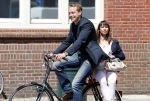 Amsterdam 20 juli 2012
Mark v Eeuwen met zijn nieuwe vriendin op de fiets.
Peter Smulders bv