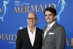 Rotterdam, 16 Juni 2012
Premiere Musical Little Mermaid in het Nieuwe Luxor theater
Maurice Wijnen met zijn partner Ronald den Ouden
Foto Peter Smulders BV