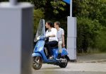 Amstelveen Amsterdam 19 juni 2012
Ruud Gullit en Estelle Cruijff gaan naar de diploma uitreiking van hun zoon op de internationale School Amsterdam. Ruud komt met zijn porsche cabrio. Maxime achter op vespa scooter
Peter Smulders bv