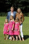 Wassenaar 7 juli 2012
Fotosessie met Prins Willem Alexander prinses Maxima Alexia Ariane en Amalia op landgoed de horsten.
Peter Smulder bv