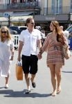 St Tropez 4 augustus 2012
Feestje van Michiel Mol voor zijn 43e verjaardag. Aanwezig oa Harrie Mens met zijn dochters Noor Suze Marloes en Sarah. Ook de ouders van Michiel Jan en ... zijn aanwezig . 
Peter Smulders bv