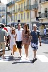 St Tropez 4 augustus 2012
Feestje van Michiel Mol voor zijn 43e verjaardag. Aanwezig oa Harrie Mens met zijn dochters Noor Suze Marloes en Sarah. Ook de ouders van Michiel Jan en ... zijn aanwezig . 
Peter Smulders bv