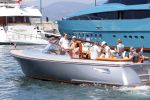 St Tropez 4 augustus 2012
Feestje van Michiel Mol voor zijn 43e verjaardag. Aanwezig oa Harrie Mens met zijn dochters Noor Suze Marloes en Sarah. Ook de ouders van Michiel Jan en ... zijn aanwezig . 
Peter Smulders bv