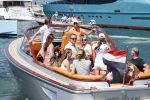 St Tropez 4 augustus 2012
Feestje van Michiel Mol voor zijn 43e verjaardag. Aanwezig oa Harrie Mens met zijn dochters Noor Suze Marloes en Sarah. Ook de ouders van Michiel Jan en ... zijn aanwezig . 
Peter Smulders bv