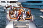 St Tropez 4 augustus 2012
Feestje van Michiel Mol voor zijn 43e verjaardag. Aanwezig oa Harrie Mens met zijn dochters Noor Suze Marloes en Sarah. Ook de ouders van Michiel Jan en ... zijn aanwezig . 
Peter Smulders bv