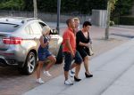 Zaltbommel 25 juli 2012
Mohammed met zijn nieuwe vriendin Patricia en haar kinderen.
Peter Smulders bv