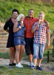 Zaltbommel 25 juli 2012
Mohammed met zijn nieuwe vriendin Patricia en haar kinderen.
Peter Smulders bv