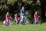 Wassenaar 7 juli 2012
Fotosessie met Prins Willem Alexander prinses Maxima Alexia Ariane en Amalia op landgoed de horsten.
Peter Smulder bv