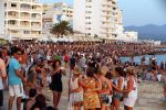 Ibiza 10 juli 2012
Wesley Sneijder en zijn vrouw Yolanthe Sneijder Cabau verliefd op ibiza genieten van de ondergaande zon. publiek bij oa afrojack
Peter Smulders bv