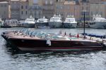 St Tropez 4 augustus 2012
Aantal riva's in de haven van St Tropez.
Peter Smulders bv
