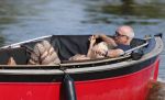 Vreeland 25 juli 2012
Maarten Spanjer met vriendin en Rene v d Gijp met vriendin aan het varen op de Vecht met sloep/boot Maarten.
Peter Smulders bv