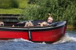 Vreeland 25 juli 2012
Maarten Spanjer met vriendin en Rene v d Gijp met vriendin aan het varen op de Vecht met sloep/boot Maarten.
Peter Smulders bv