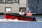 Vreeland 25 juli 2012
Maarten Spanjer met vriendin en Rene v d Gijp met vriendin aan het varen op de Vecht met sloep/boot Maarten.
Peter Smulders bv