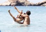 ibiza 31 juli 2012
Rick en Annemarie Engelkes op het strand en in de zee met hun dochters .
Peter Smulders bv