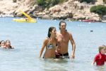 ibiza 31 juli 2012
Rick en Annemarie Engelkes op het strand en in de zee met hun dochters .
Peter Smulders bv