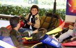 Laren 4 juli 2012
Kermis in laren . Angela v Hulten met zoons Justin en Ruben Kluivert
Peter Smulders bv