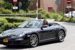 Amstelveen Amsterdam 19 juni 2012
Ruud Gullit en Estelle Cruijff gaan naar de diploma uitreiking van hun zoon op de internationale School Amsterdam. Ruud komt met zijn porsche cabrio.
Peter Smulders bv