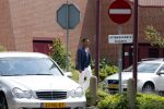 Amstelveen Amsterdam 19 juni 2012
Ruud Gullit en Estelle Cruijff gaan naar de diploma uitreiking van hun zoon op de internationale School Amsterdam. Ruud komt met zijn porsche cabrio.
Peter Smulders bv