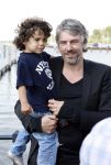 Huizen 7 juli 2012
Trouwen Jeroen Nieuwenhuizen en zijn vrouw Kayla bij fletcher hotel in Huizen.
Ruud de Wild met zoon
Peter Smulders bv