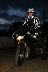 Well, 8 Juli 2012
Sietse Klomp met zijn nieuwe Triumph Daytona motor.
Foto Peter Smulders BV