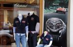 Amsterdam 6 juli 2012
Auto (porsche spyder) en kleding state of art bij chopard winkel op de pc hooftstraat.
Peter Smulders bv