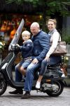 Amsterdam 7 augustus 2012
Toine Kwakman met zoon en vriendin op vespa scooter.
Peter Smulders bv