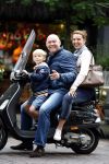 Amsterdam 7 augustus 2012
Toine Kwakman met zoon en vriendin op vespa scooter.
Peter Smulders bv