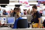 Schiphol 28 juli 2012
Victor Reinier vertrekt op schiphol met zijn vriendin dochter en... op vakantie.
Peter Smulders bv