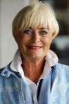 Muiden 11 jjuni 201Angela Groothuizen ontvangt prijs uit handen van Katja Schuurman voor haar inzet in mamacash. Vivian Boelen
Peter Smulders bv