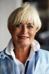 Muiden 11 jjuni 201Angela Groothuizen ontvangt prijs uit handen van Katja Schuurman voor haar inzet in mamacash. Vivian Boelen
Peter Smulders bv